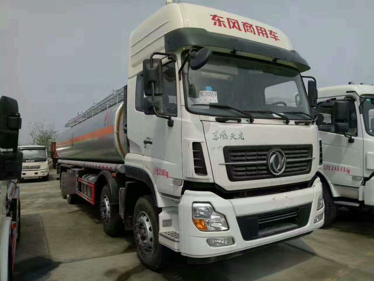 油罐車(chē)圖片 油罐車(chē)圖片