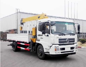 8���칤�S܇���DƬ