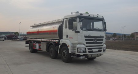 21噸陜汽小三軸鋁合金油罐車圖片 21噸陜汽小三軸鋁合金油罐車圖片