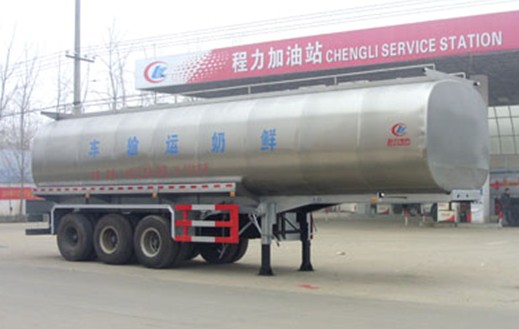 鮮奶運輸半掛車圖片 鮮奶運輸半掛車圖片