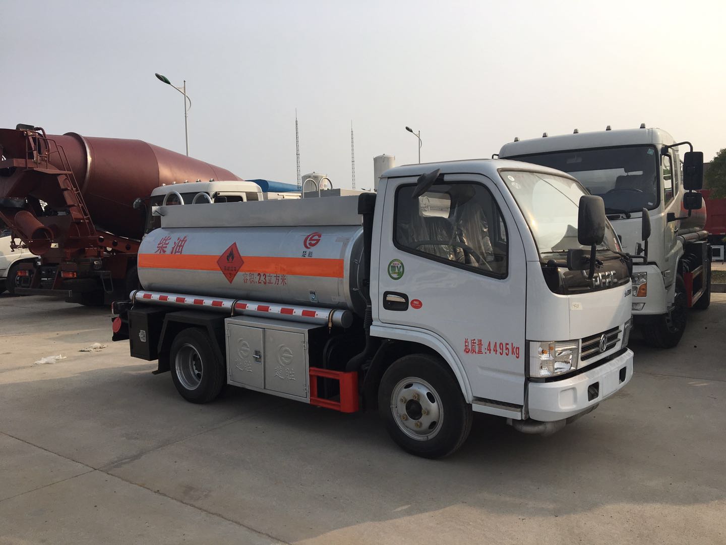 2.3���{(l��n)�Ƽ���܇�DƬ