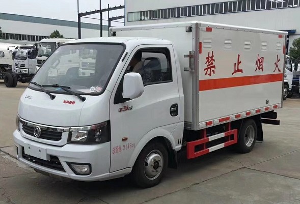 �����|�L;��Σ�UƷ��ʽ܇�DƬ