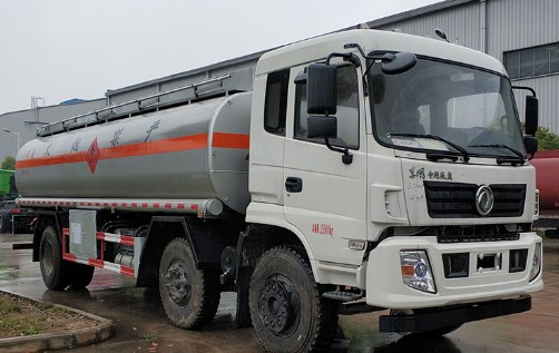 東風(fēng)專用前四后四運(yùn)油車圖片 東風(fēng)專用前四后四運(yùn)油車圖片