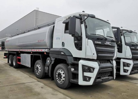 ���?f��)����ؿ�ǰ�ĺ�˹�Һ�? border=