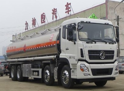 25噸東風(fēng)天龍前四后八鋁合金油罐車圖片 25噸東風(fēng)天龍前四后八鋁合金油罐車圖片