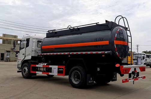 SCS5180GFWDFH型腐蝕性物品罐式運輸車圖片 SCS5180GFWDFH型腐蝕性物品罐式運輸車圖片