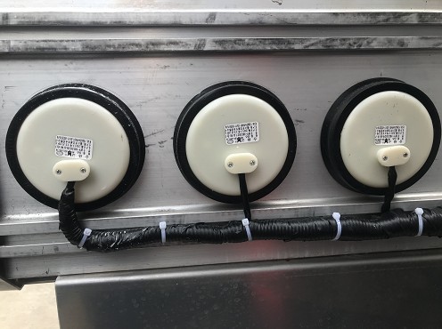 �X�Ͻ��͹�܇��(li��n)LED��β��