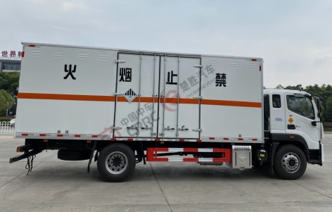 �����Ƹ���W�R��S5���Σ�UƷ�U���\ݔ܇