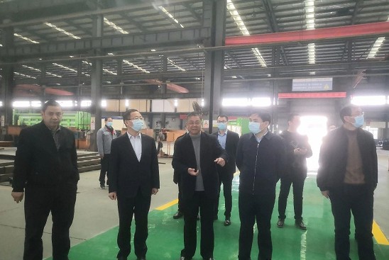 �S����ί��ί����ί����ӛ������ί��ӛ�T����һ���I(l��ng)��(d��o)�W�R���������{(di��o)�д���(ji��)�_�����a(ch��n)����