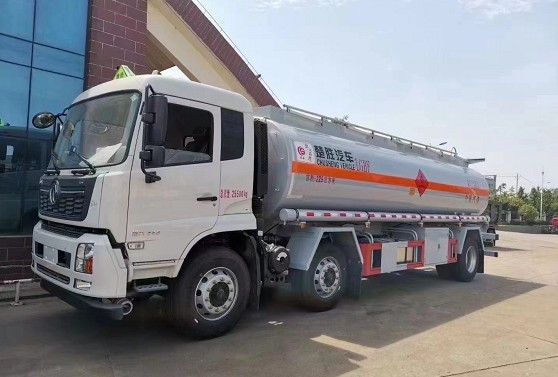 ��(gu��)���|�L(f��ng)���\С���S�͹�܇_��(gu��)���|�L(f��ng)���\ǰ�ĺ����͹�܇