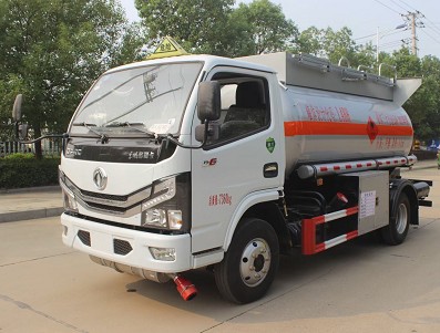 國(guó)六5噸甲醇乙醇罐式運(yùn)輸車圖片 國(guó)六5噸甲醇乙醇罐式運(yùn)輸車圖片