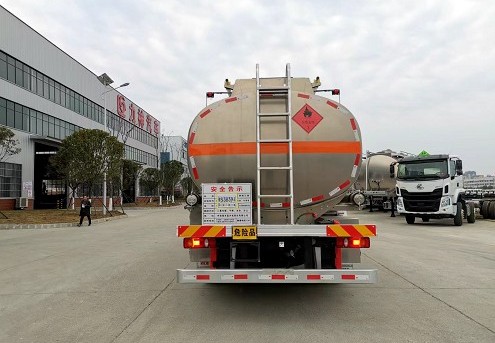 力神國六東風(fēng)天錦飛機(jī)加油車多方位圖片 力神國六東風(fēng)天錦飛機(jī)加油車多方位圖片