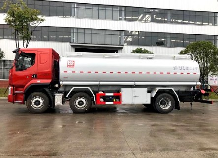 �����Ƈ�(gu��)��|�L(f��ng)��������ǰ�ĺ��Ĺ�Һ܇(ch��)