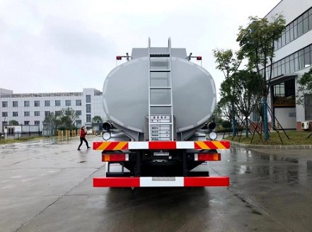 �����Ƈ�(gu��)��|�L(f��ng)��������ǰ�ĺ��Ĺ�Һ܇(ch��)