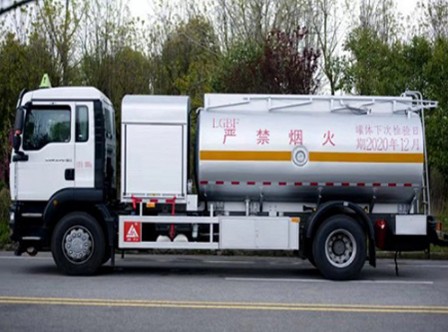 �����ǵ¿��w�C(j��)����܇(ch��)