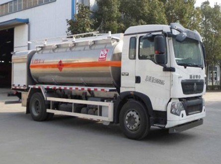 國五重汽豪沃飛機(jī)加油車 國五重汽豪沃飛機(jī)加油車