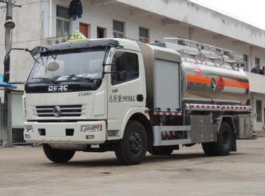 東風(fēng)多利卡飛機(jī)加油車 東風(fēng)多利卡飛機(jī)加油車