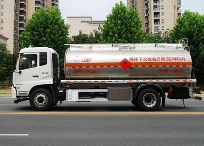 國六東風天錦14.2方鋁合金運油車 國六東風天錦14.2方鋁合金運油車