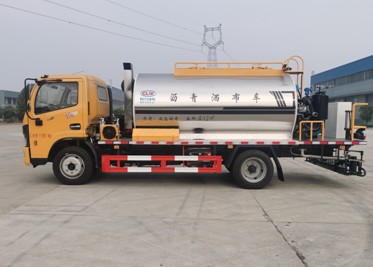 7立方標準型瀝青灑布車 7立方標準型瀝青灑布車