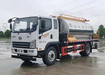9.3立方解放標(biāo)準(zhǔn)型瀝青灑布車 9.3立方解放標(biāo)準(zhǔn)型瀝青灑布車