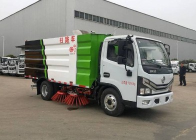 國六東風小多利卡掃路車 國六東風小多利卡掃路車