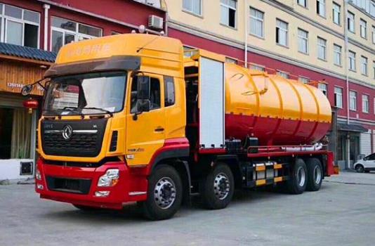 東風天龍前四后八清洗吸污車 東風天龍前四后八清洗吸污車