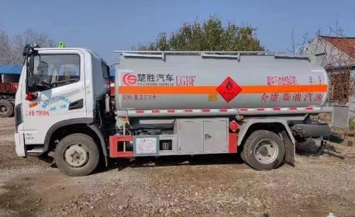 ����8.2���͹�܇��ɽ�|�H������