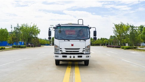 10.5���c�⏿����s����܇_�P���L��KLF5100ZYSQ6�͉��sʽ����܇