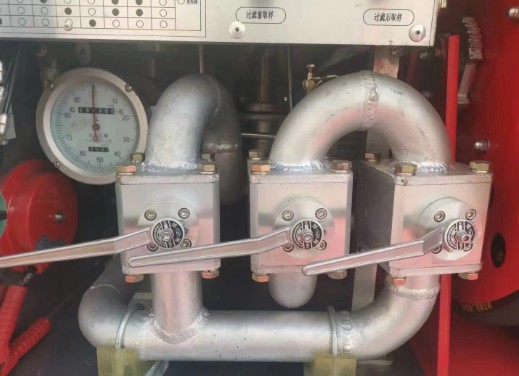 成龍威4.7方飛機加油車_東風(fēng)多利卡飛機加油車_楚飛牌CLQ5070GJY6F型飛機加油車 成龍威4.7方飛機加油車_東風(fēng)多利卡飛機加油車_楚飛牌CLQ5070GJY6F型飛機加油車