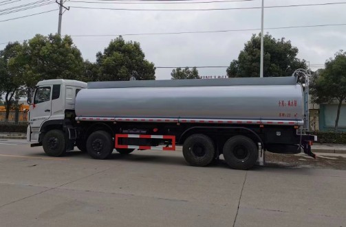 東風(fēng)天龍前四后八普通液體運(yùn)輸車_潤知星牌SCS5311GPGDFH6型普通液體運(yùn)輸車 東風(fēng)天龍前四后八普通液體運(yùn)輸車_潤知星牌SCS5311GPGDFH6型普通液體運(yùn)輸車