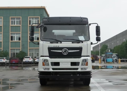 東風(fēng)暢行D3V小三軸食用油運輸車_潤知星牌SCS5250GSYDFV6型食用油運輸車 東風(fēng)暢行D3V小三軸食用油運輸車_潤知星牌SCS5250GSYDFV6型食用油運輸車