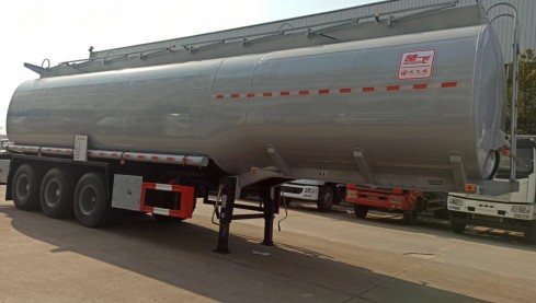 45方普通液體半掛運(yùn)輸車(chē)_楚飛牌CLQ9400GGY型供液半掛車(chē) 45方普通液體半掛運(yùn)輸車(chē)_楚飛牌CLQ9400GGY型供液半掛車(chē)