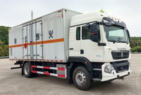 ��������Σ�U(xi��n)Ʒ��ʽ܇�DƬ