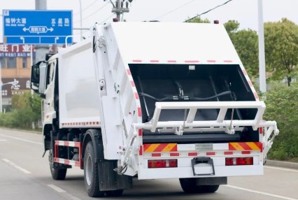 重汽HOWO國六14方壓縮式垃圾車_壓縮式垃圾車生產(chǎn)廠家 重汽HOWO國六14方壓縮式垃圾車_壓縮式垃圾車生產(chǎn)廠家